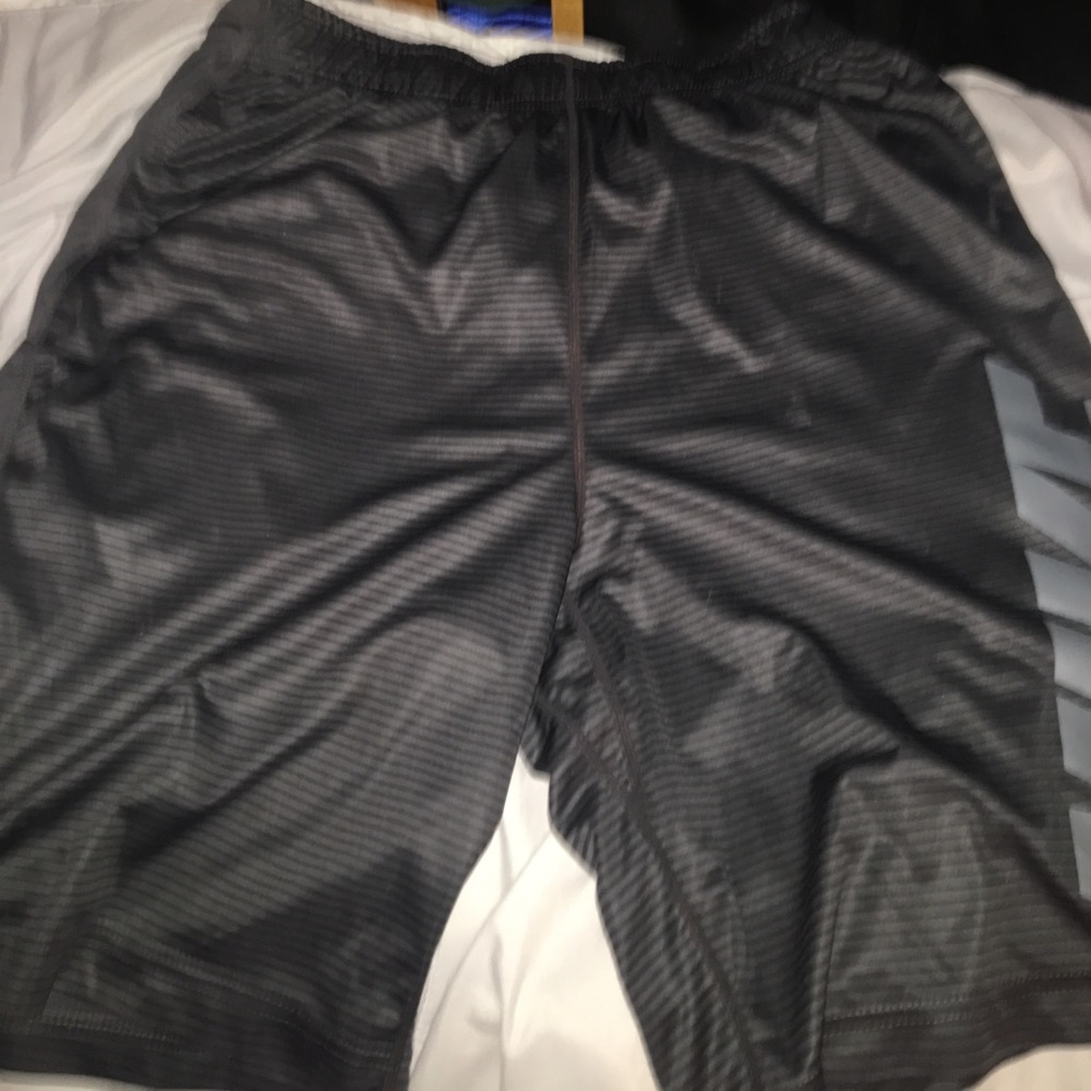 Nike Dri-Fit basket ball shorts